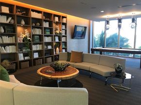 16385 Biscayne Blvd 2206, North Miami Beach FL 33160