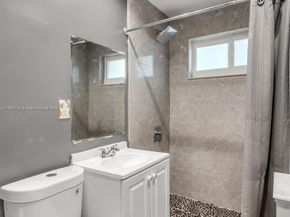125 NW 127th St, North Miami FL 33168