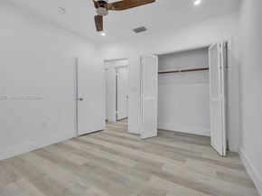 1401 NE 152nd St, North Miami Beach FL 33162