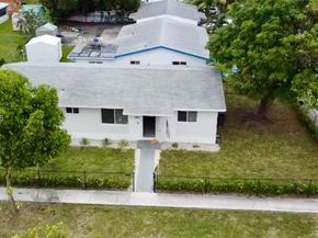 1401 NE 152nd St, North Miami Beach FL 33162
