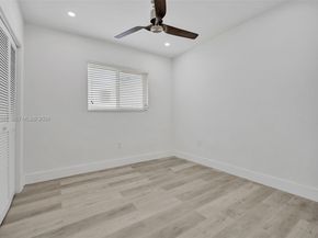 1401 NE 152nd St, North Miami Beach FL 33162