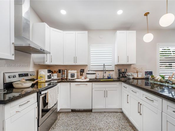 1245 NE 154th St, North Miami Beach FL 33162