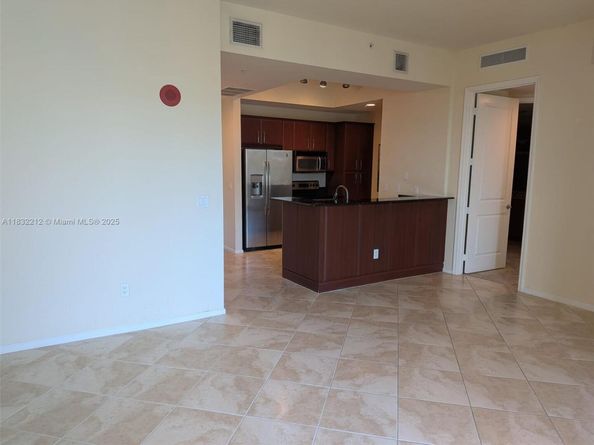 403 S Sapodilla Ave 803, West Palm Beach FL 33401