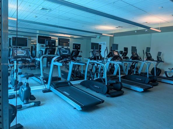 403 S Sapodilla Ave 803, West Palm Beach FL 33401