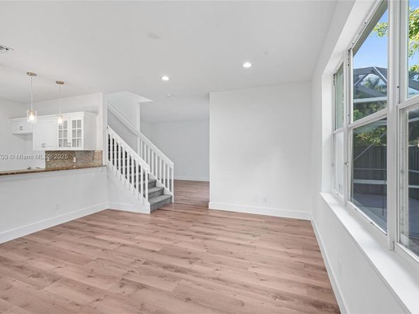 3027 SW 179th Ave, Miramar FL 33029