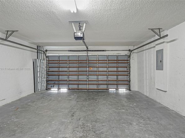 3027 SW 179th Ave, Miramar FL 33029