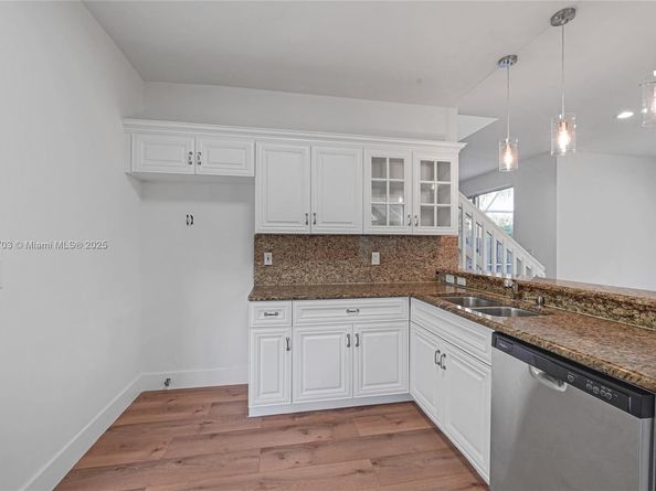 3027 SW 179th Ave, Miramar FL 33029