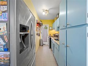 8040 Tatum Waterway Dr 11, Miami Beach FL 33141