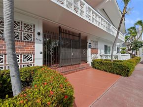 8040 Tatum Waterway Dr 11, Miami Beach FL 33141