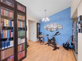 8040 Tatum Waterway Dr 11, Miami Beach FL 33141