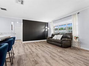7951 NW 11th St, Pembroke Pines FL 33024