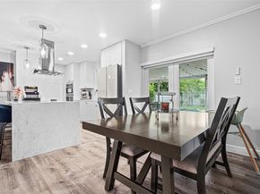 7951 NW 11th St, Pembroke Pines FL 33024