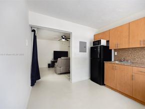 212 NW 7th Ave, Miami FL 33128