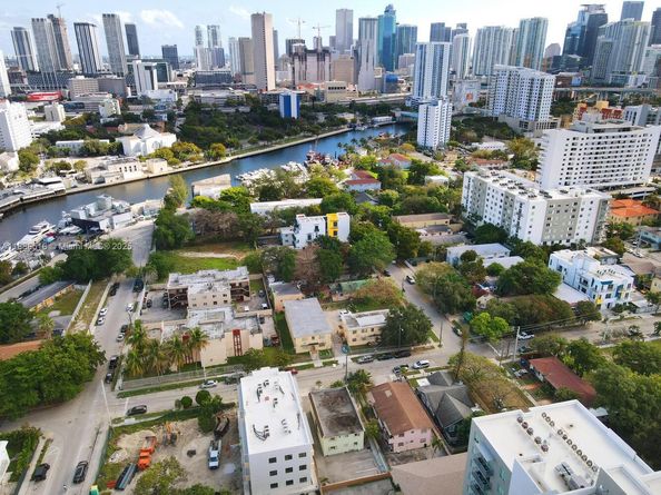 212 NW 7th Ave, Miami FL 33128