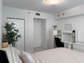 185 SW 7th St 2808, Miami FL 33130
