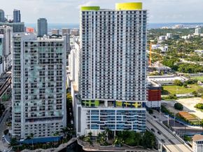 185 SW 7th St 2808, Miami FL 33130