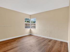 390 NE 51st Ct, Oakland Park FL 33334