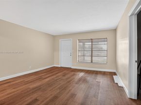 390 NE 51st Ct, Oakland Park FL 33334