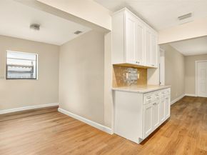 390 NE 51st Ct, Oakland Park FL 33334
