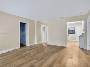 390 NE 51st Ct, Oakland Park FL 33334