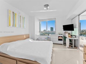 90 SW 3rd St 1410, Miami FL 33130