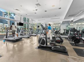 90 SW 3rd St 1410, Miami FL 33130