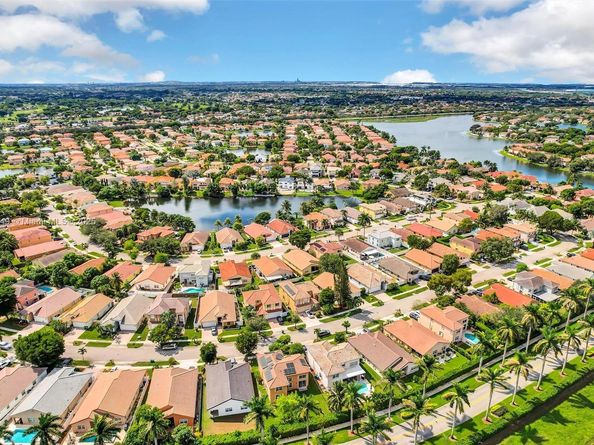 13117 SW 49th Ct, Miramar FL 33027