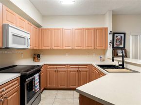 2229 SE 25th Ave 2229, Homestead FL 33035