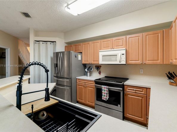 2229 SE 25th Ave 2229, Homestead FL 33035