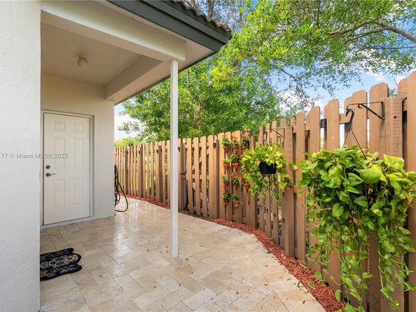 2229 SE 25th Ave 2229, Homestead FL 33035