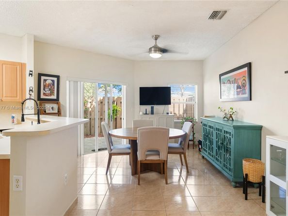 2229 SE 25th Ave 2229, Homestead FL 33035