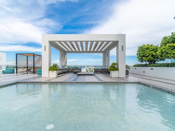 3900 Biscayne Blvd S312, Miami FL 33137