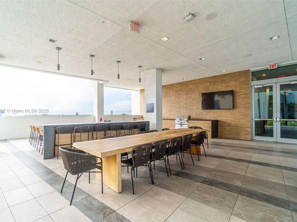 3900 Biscayne Blvd S312, Miami FL 33137