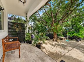 12310 SW 216th St, Miami FL 33170