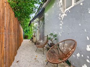 12310 SW 216th St, Miami FL 33170