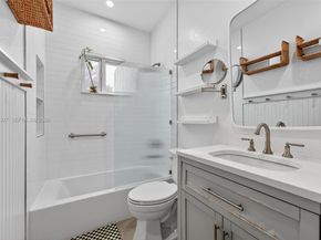 12310 SW 216th St, Miami FL 33170