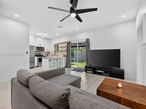 12310 SW 216th St, Miami FL 33170