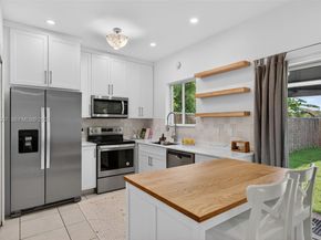 12310 SW 216th St, Miami FL 33170