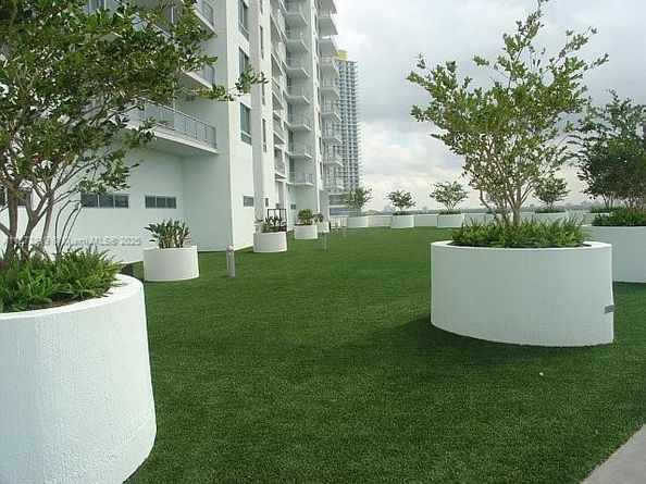 90 SW 3rd St 1809, Miami FL 33130