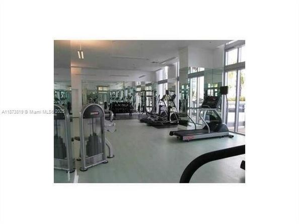 90 SW 3rd St 1809, Miami FL 33130