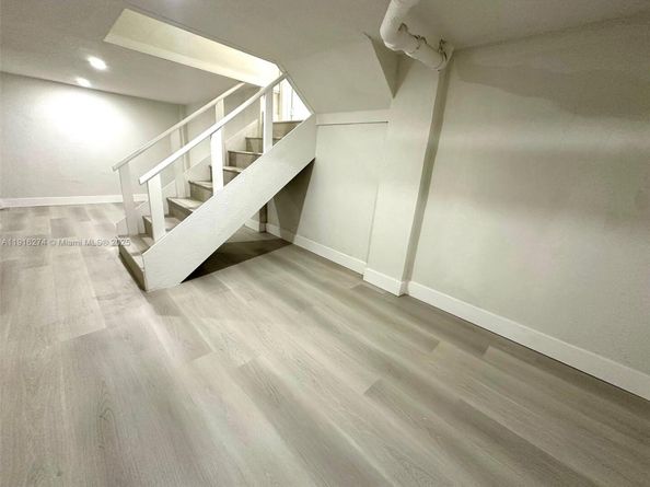 761 NW 197th Ter, Miami Gardens FL 33169