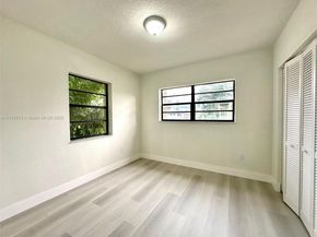 761 NW 197th Ter, Miami Gardens FL 33169