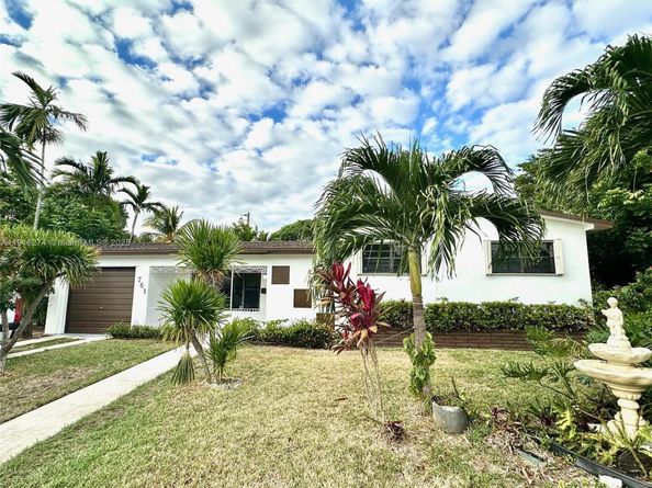 761 NW 197th Ter, Miami Gardens FL 33169