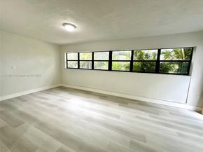 761 NW 197th Ter, Miami Gardens FL 33169