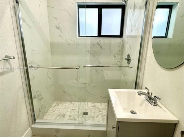 761 NW 197th Ter, Miami Gardens FL 33169