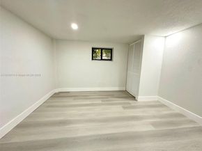 761 NW 197th Ter, Miami Gardens FL 33169