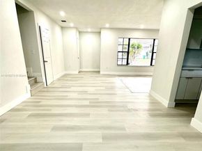 761 NW 197th Ter, Miami Gardens FL 33169