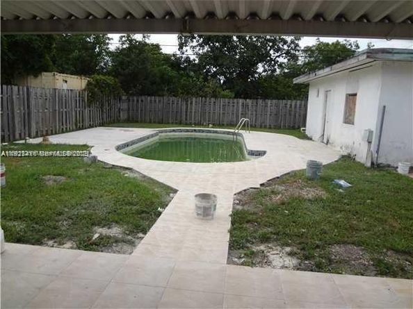 741 NE 142nd St, North Miami FL 33161