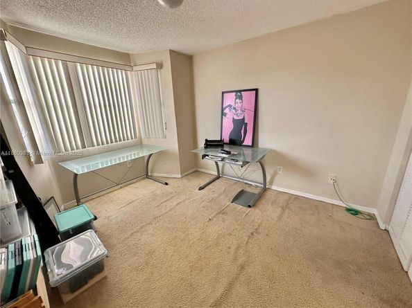 1428 NW 126th Ave, Sunrise FL 33323