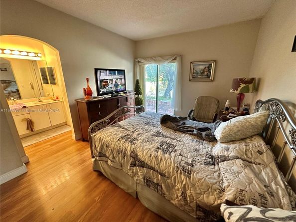 1428 NW 126th Ave, Sunrise FL 33323